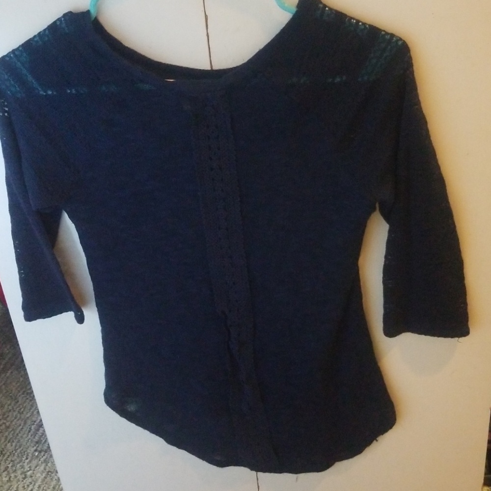 Shirt - Picture 3 of 5